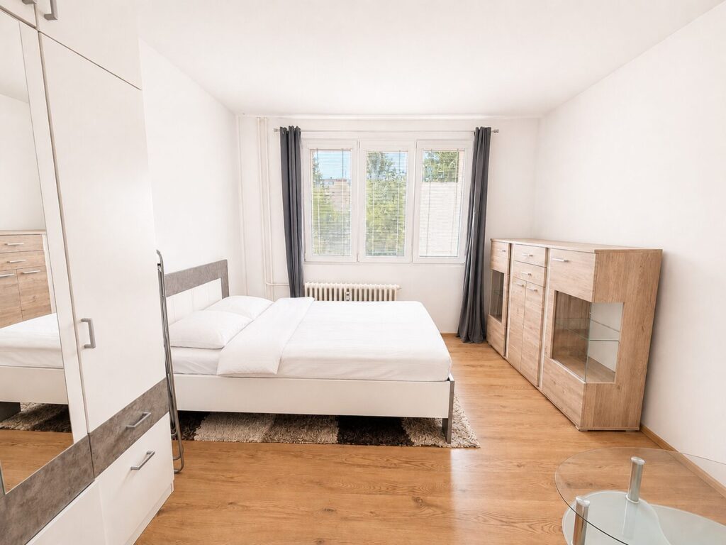 Pronájem bytu 1+1 33 m²