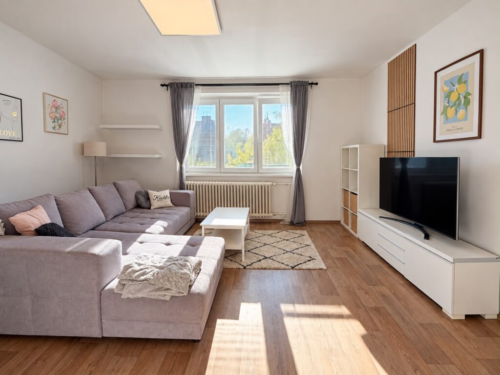 Pronájem bytu 2+1 78 m² Rychtaříkova, Plzeň